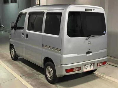 NISSAN CLIPPER VAN