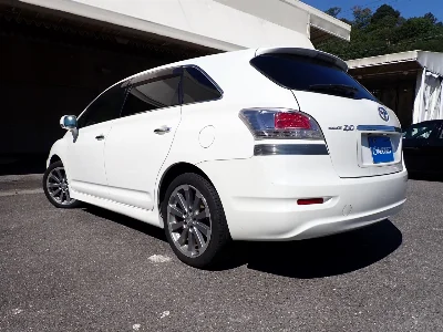 TOYOTA MARK X ZIO