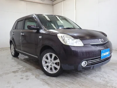 MAZDA VERISA
