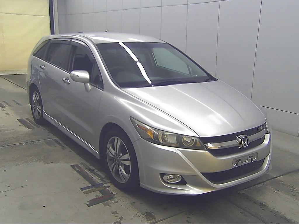 Honda Stream 2011