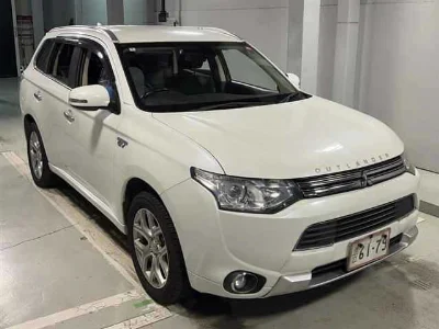 MITSUBISHI OUTLANDER PHEV, 2014 — лот японского аукциона