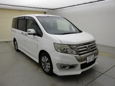 HONDA STEP WAGON, 2012 — лот японского аукциона