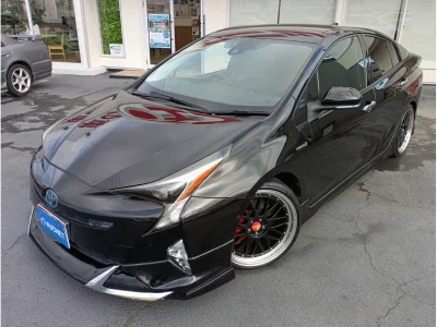 TOYOTA PRIUS, 2017 — лот японского аукциона