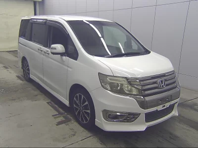 HONDA STEP WAGON, 2012 — лот японского аукциона