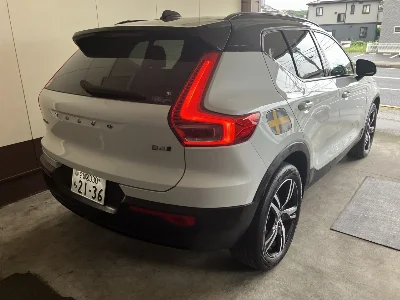 VOLVO XC40
