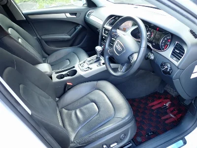 AUDI A4 AVANTE