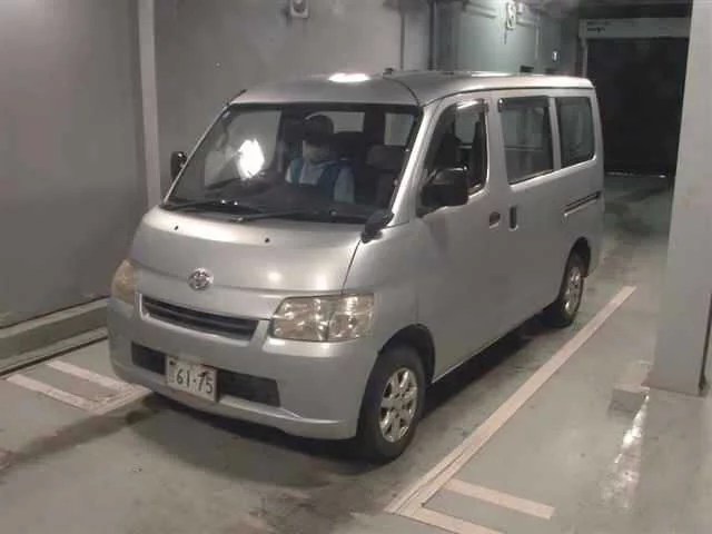Toyota LiteAce Van  с аукциона в Японии