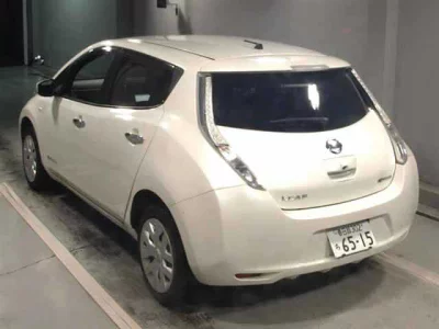 NISSAN LEAF