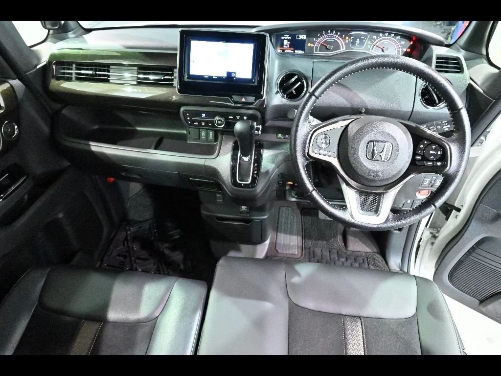 Honda N-BOX CUSTOM G L TURBO HONDA SENSING, миниатюра 3