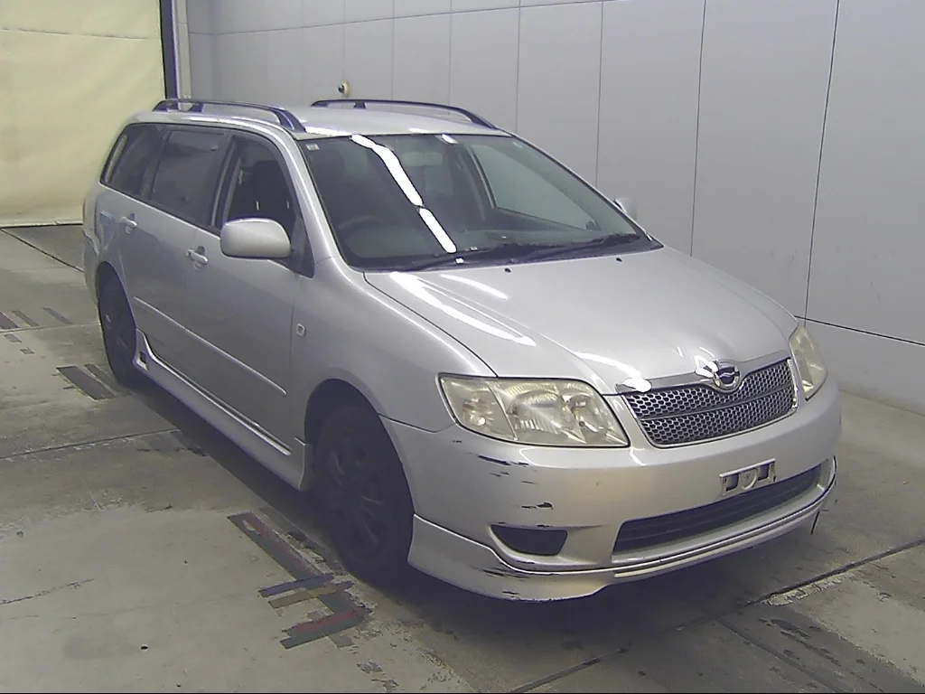 Toyota Corolla Fielder  с аукциона в Японии