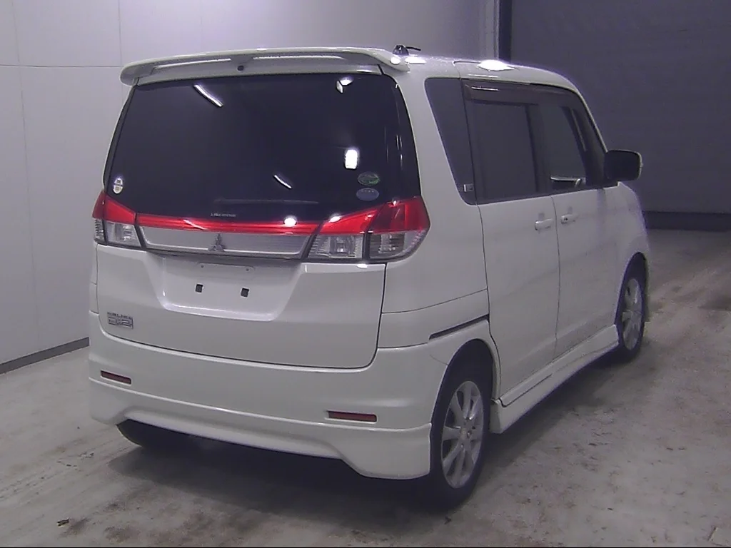 Mitsubishi Delica S, миниатюра 2