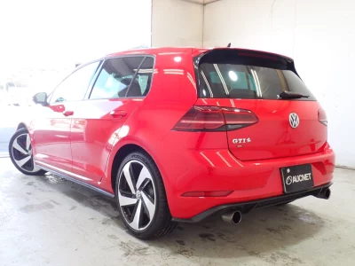VOLKSWAGEN GOLF  GTI