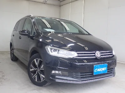VOLKSWAGEN GOLF TOURAN