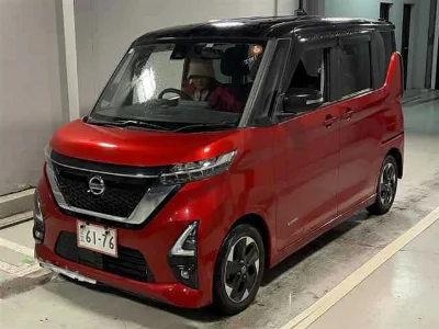 NISSAN ROOX