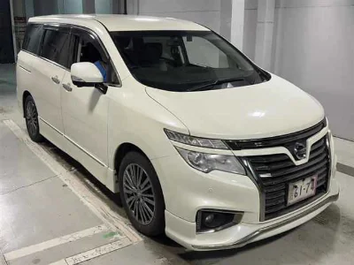 NISSAN ELGRAND