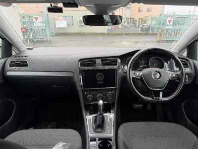 VOLKSWAGEN GOLF VARIANT