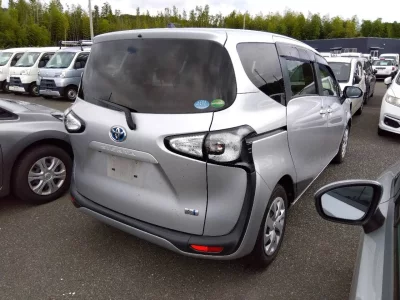 TOYOTA SIENTA