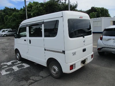 NISSAN CLIPPER VAN