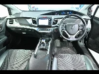 Цена авто Honda Jade с аукционов Японии, номер кузова FR4, пробег 130 000, оценка 4