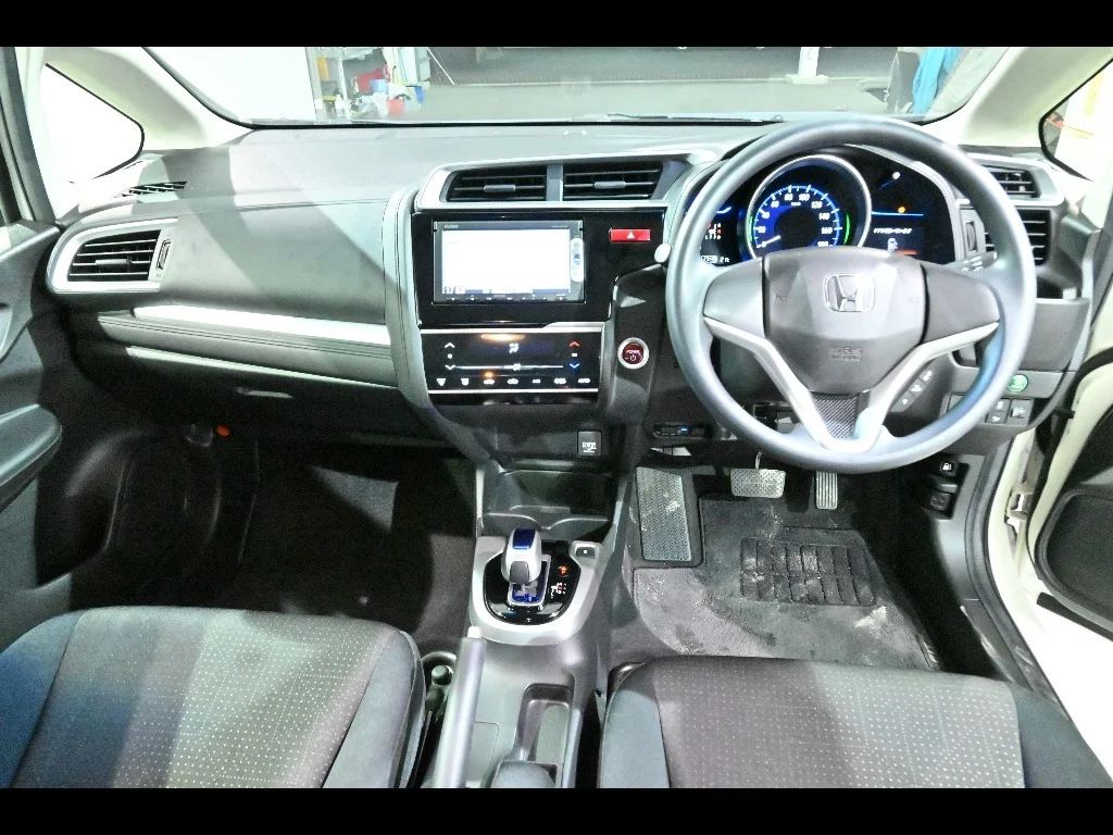 Honda Fit HYBRID F PACKAGE, миниатюра 3
