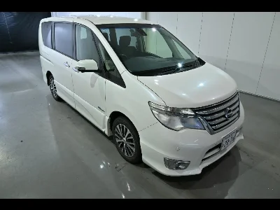 NISSAN SERENA
