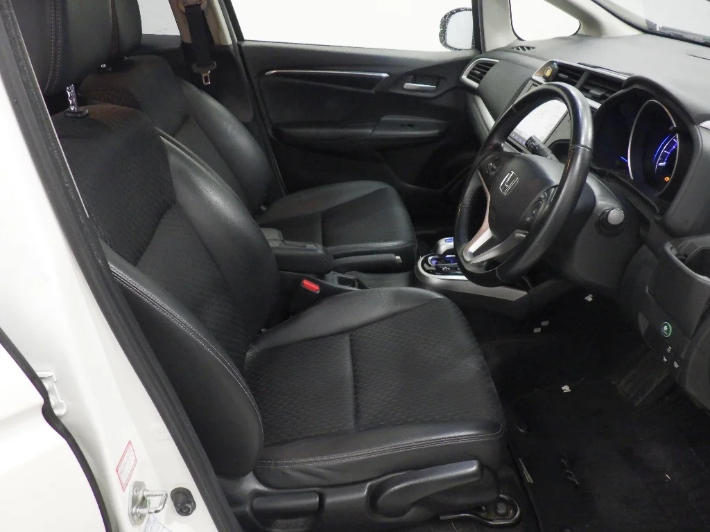 Honda Fit 4WD Hybrid L Package, миниатюра 6