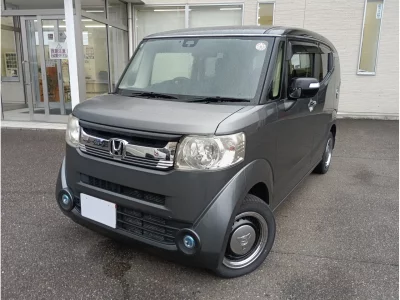 HONDA N BOX SLASH