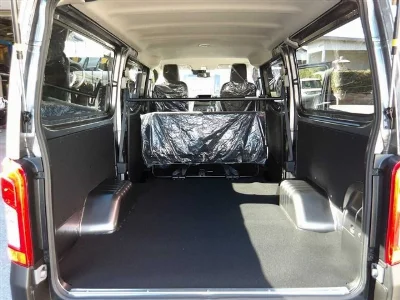 NISSAN CARAVAN