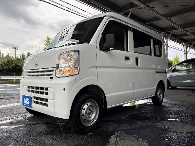 NISSAN CLIPPER VAN