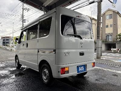 NISSAN CLIPPER VAN
