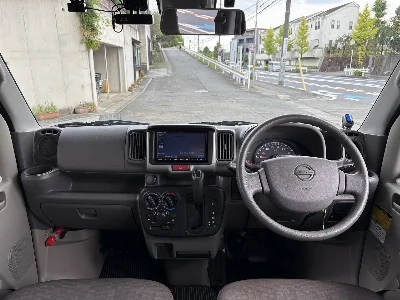 NISSAN CLIPPER VAN