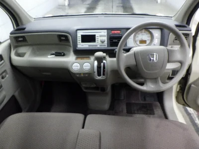 HONDA LIFE