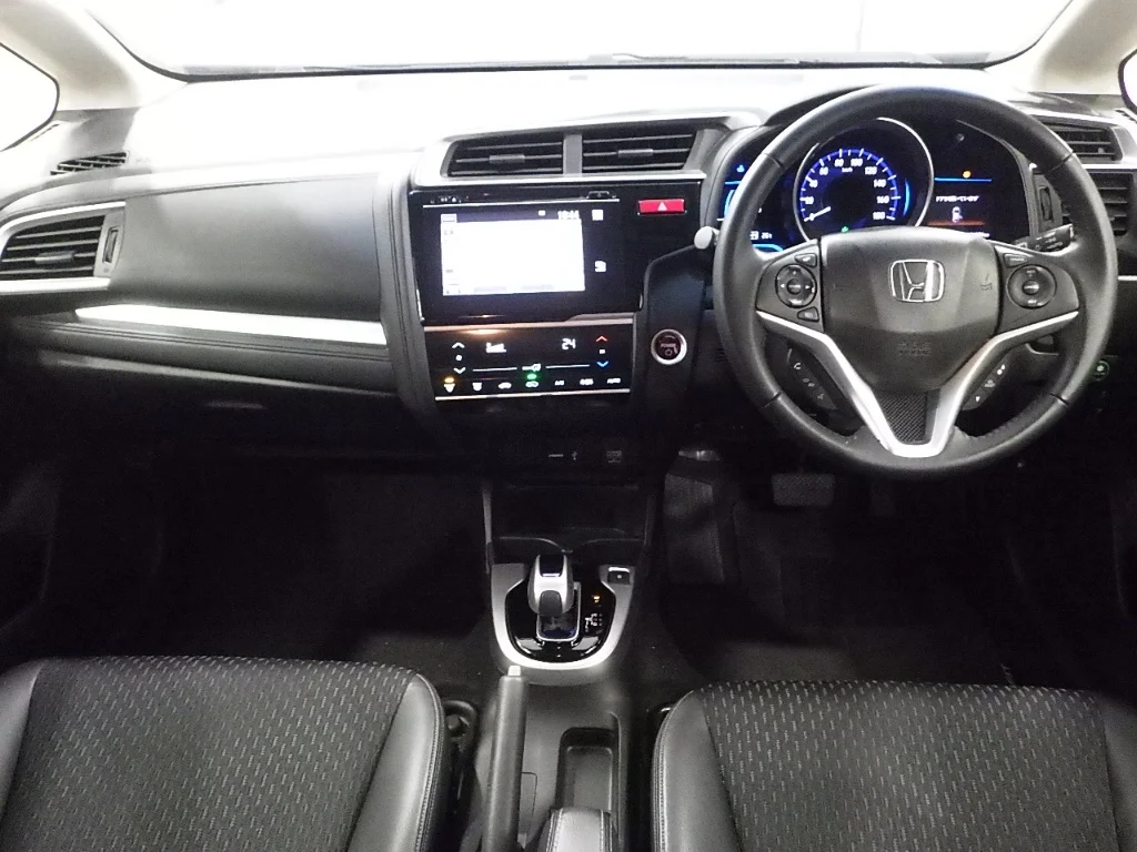 Honda Fit HYBRID L PACKAGE, миниатюра 3