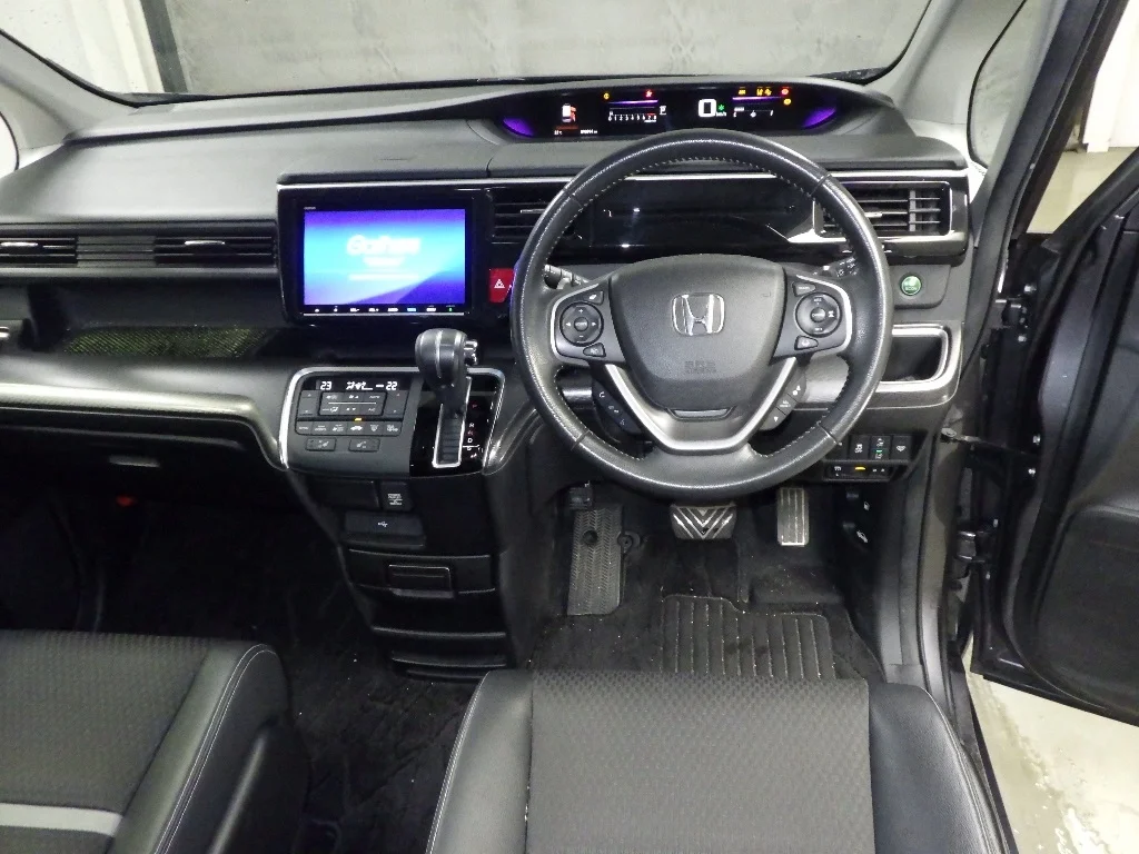 Honda Stepwgn 4WD COOL SPIRIT HONDA SENSING7 PERSON, миниатюра 3