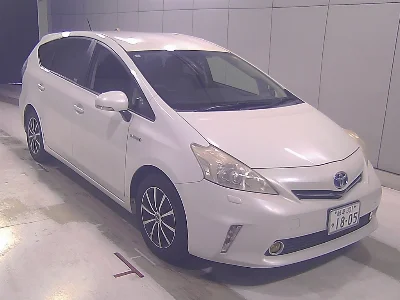 TOYOTA PRIUS ALPHA