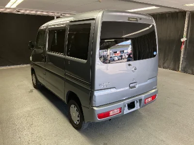 NISSAN CLIPPER VAN