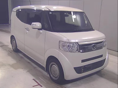 HONDA N BOX SLASH