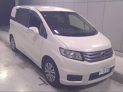 HONDA FREED SPIKE