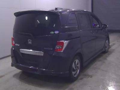 HONDA FREED SPIKE