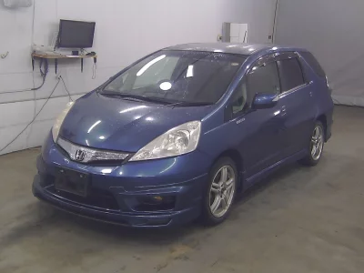 HONDA FIT SHUTTLE