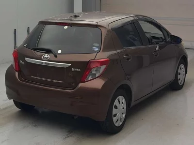 TOYOTA VITZ