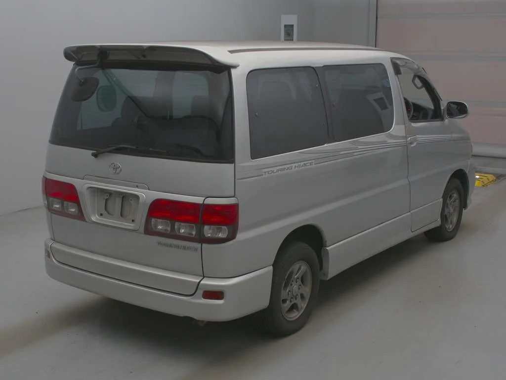 Toyota Hiace Regius  с аукциона в Японии
