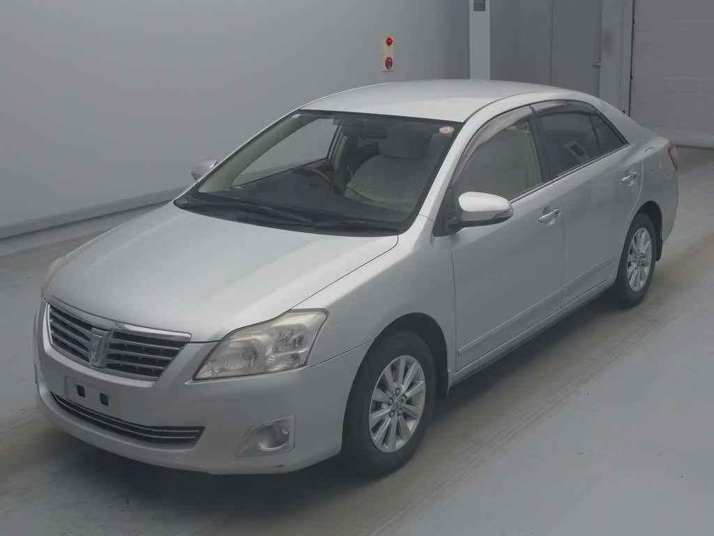 Toyota Premio 2013