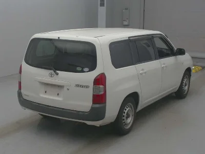 TOYOTA SUCCEED