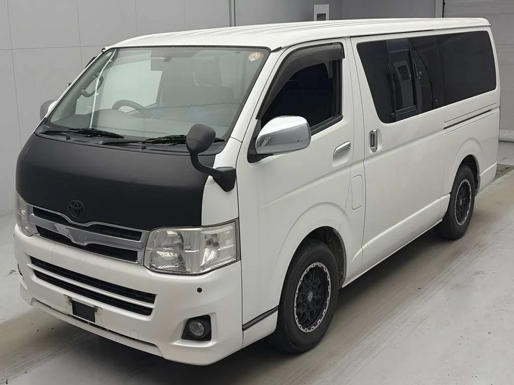 Toyota RegiusAce 2012