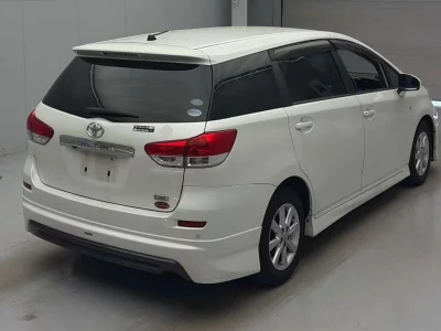 TOYOTA WISH