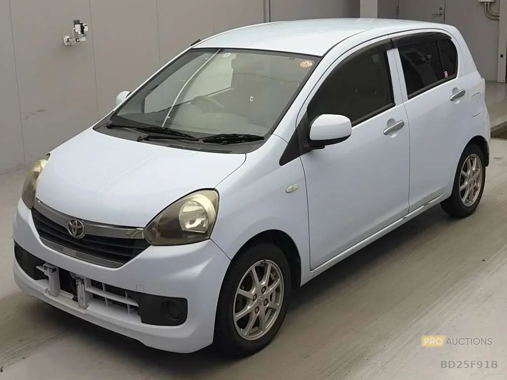 Toyota Pixis Epoch 2014