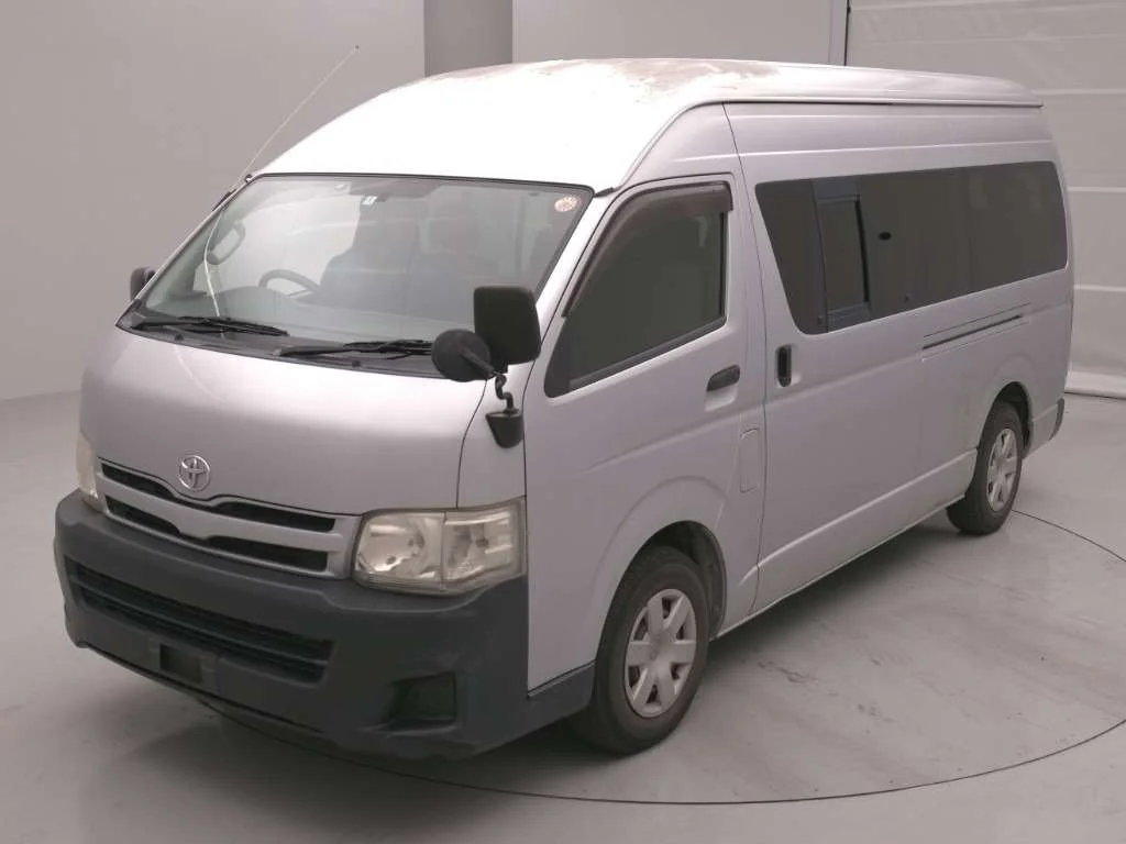 Toyota HiAce 2012