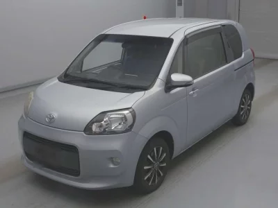 TOYOTA PORTE
