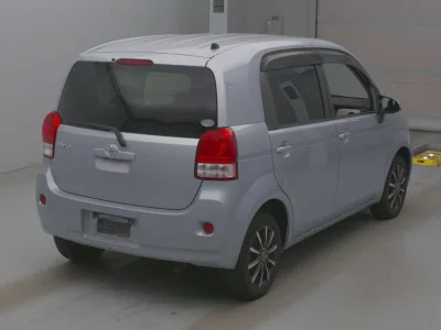 TOYOTA PORTE